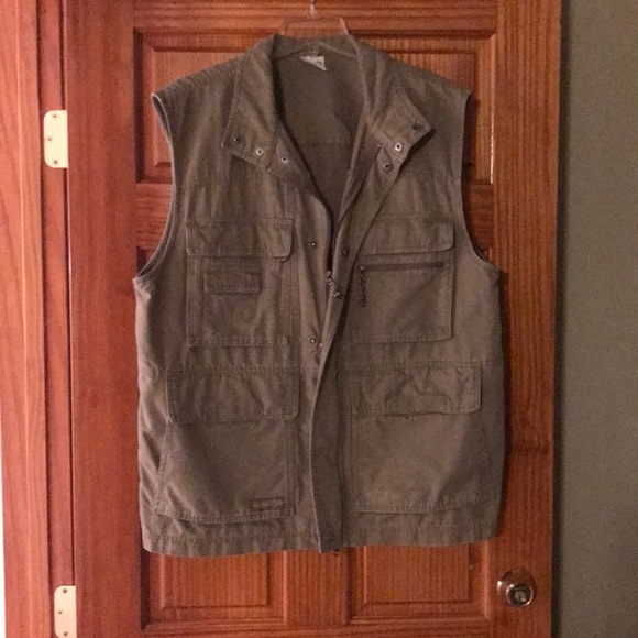 Columbia Other - EUC Mens Columbia Vest khaki Color